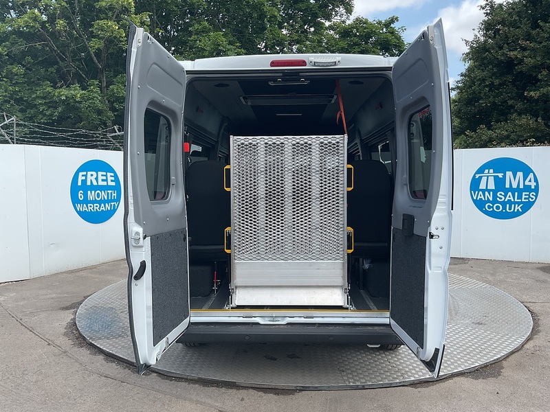 Vauxhall CDTi 15 Seat 3.5T Minibus Euro 6