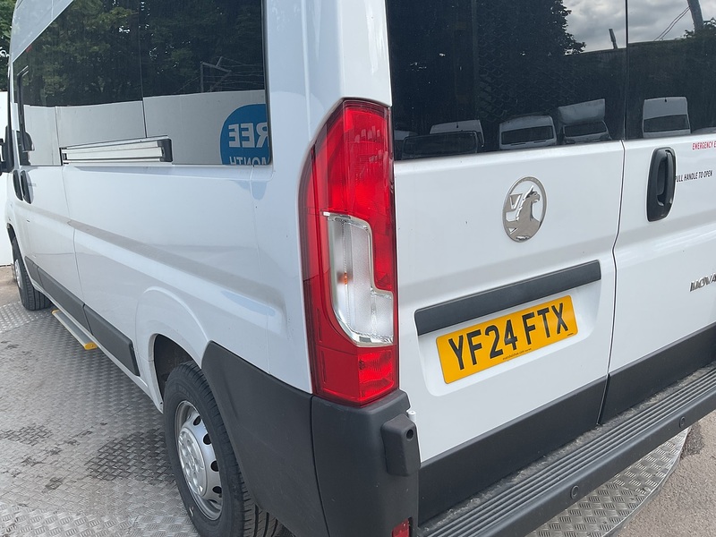 Vauxhall CDTi 15 Seat 3.5T Minibus Euro 6