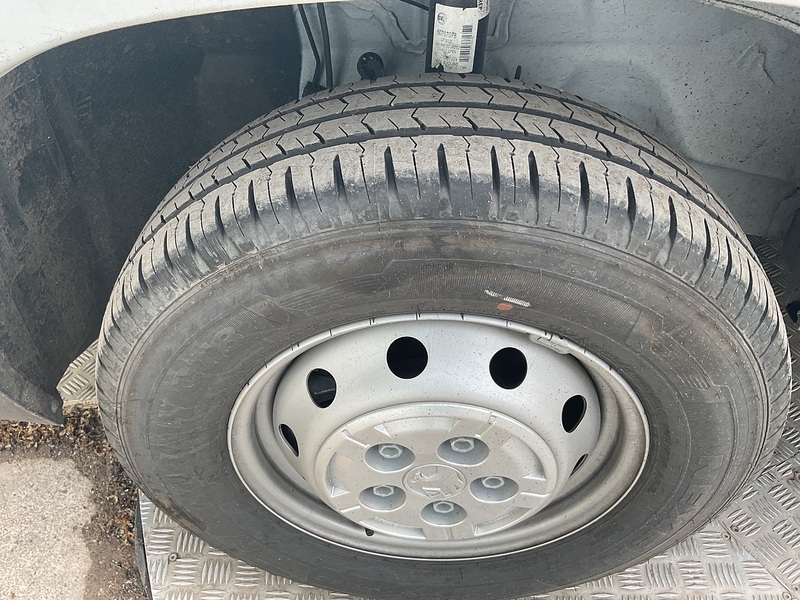 Vauxhall CDTi 15 Seat 3.5T Minibus Euro 6