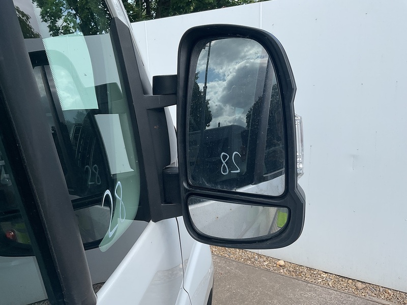 Vauxhall CDTi 15 Seat 3.5T Minibus Euro 6