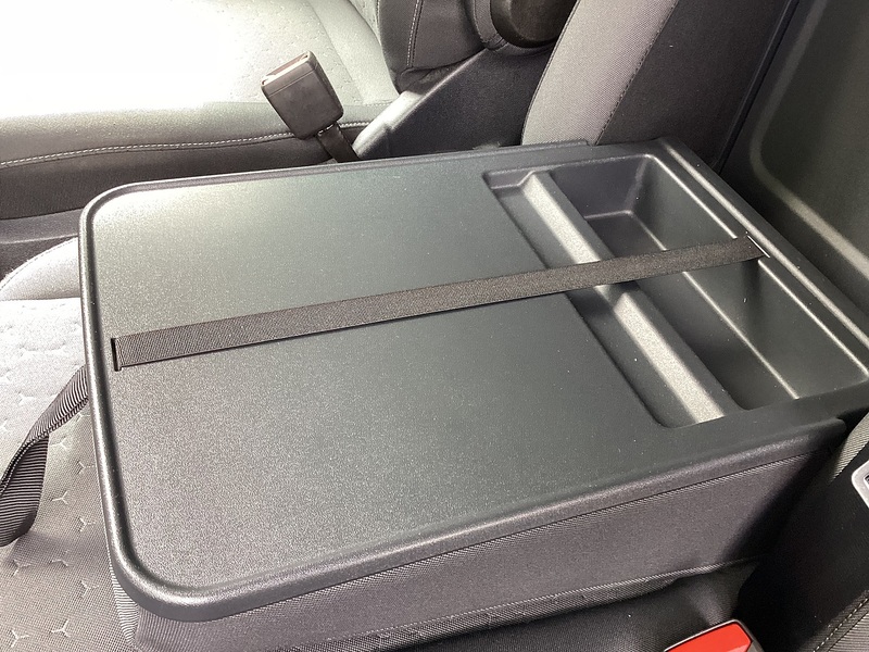 Ford 300 EcoBlue Limited SWB L/R New Shape A/C Euro 6