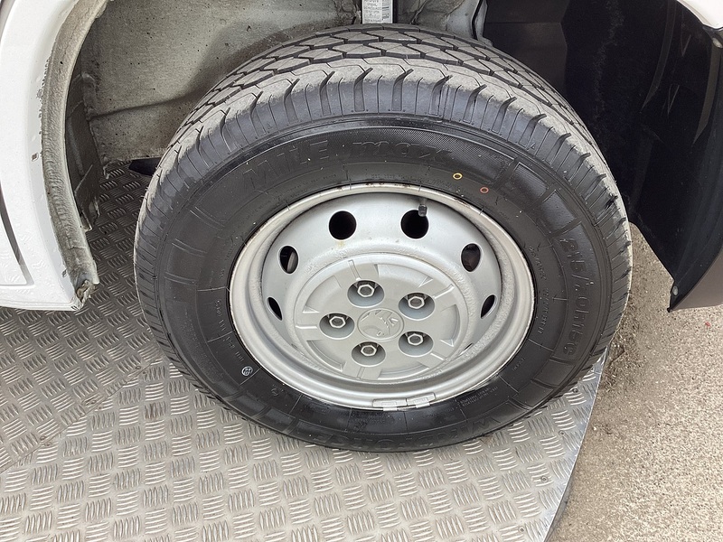 Vauxhall CDTi 3500 BiTurbo Dynamic LWB M/R A/C Euro 6