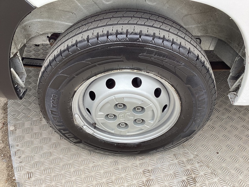 Vauxhall CDTi 3500 BiTurbo Dynamic LWB M/R A/C Euro 6