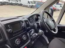 Vauxhall Movano CDTi 3500 BiTurbo Dynamic LWB M/R A/C Euro 6 