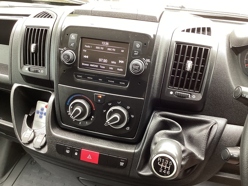 Vauxhall CDTi 3500 BiTurbo Dynamic LWB M/R A/C Euro 6