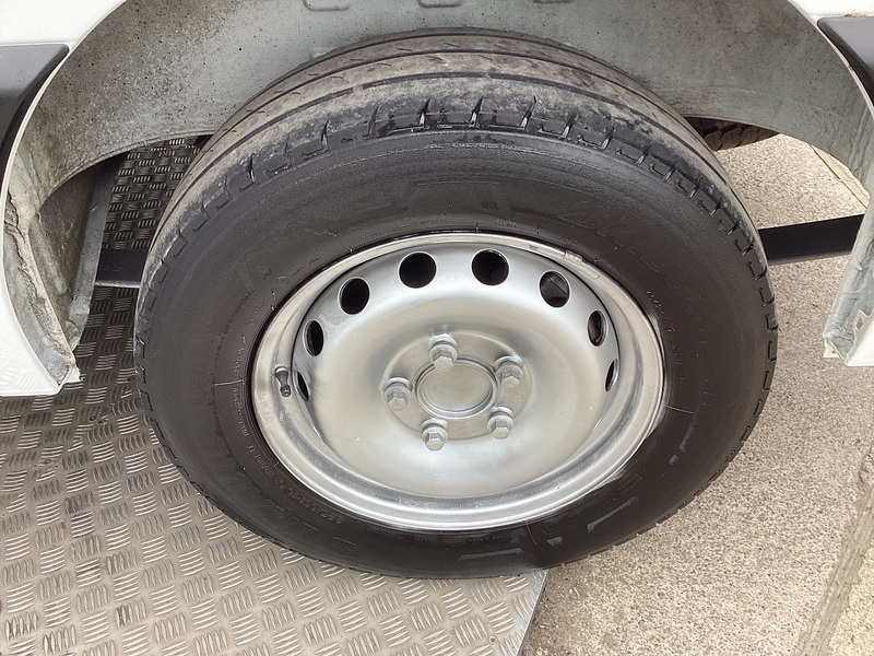 Nissan dCi 35 Acenta LWB M/R Euro 6