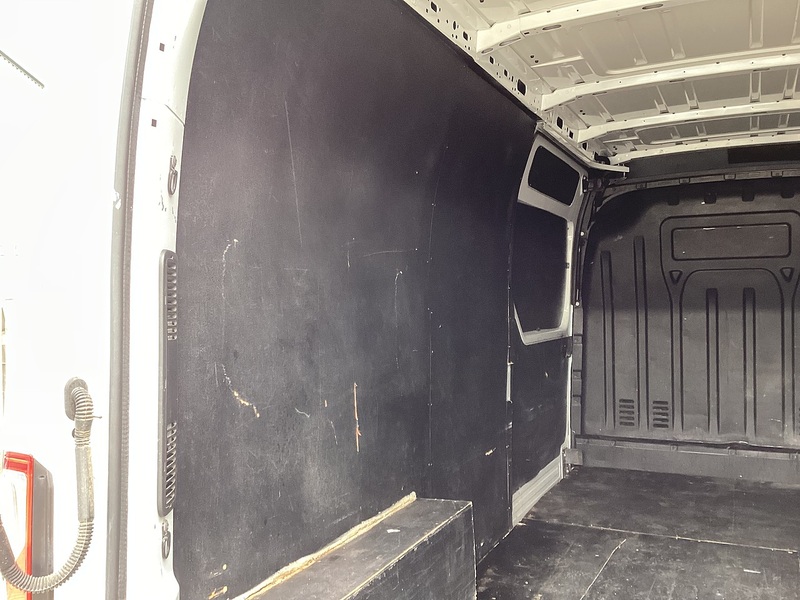 Nissan dCi 35 Acenta LWB M/R Euro 6