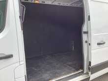 Nissan Interstar dCi 35 Acenta LWB M/R Euro 6 