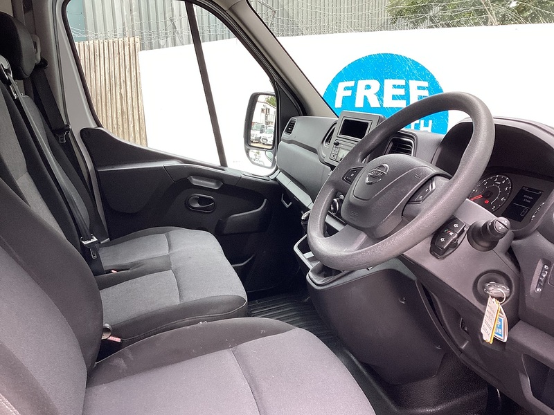 Nissan dCi 35 Acenta LWB M/R Euro 6