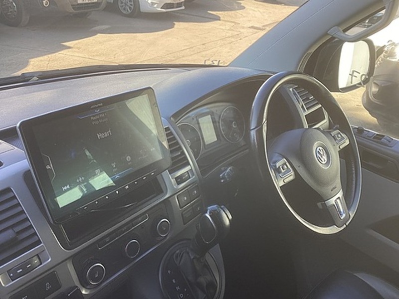 Volkswagen BiTDI T32 SWB L/R Combi 4 Motion DSG A/C *NO VAT*