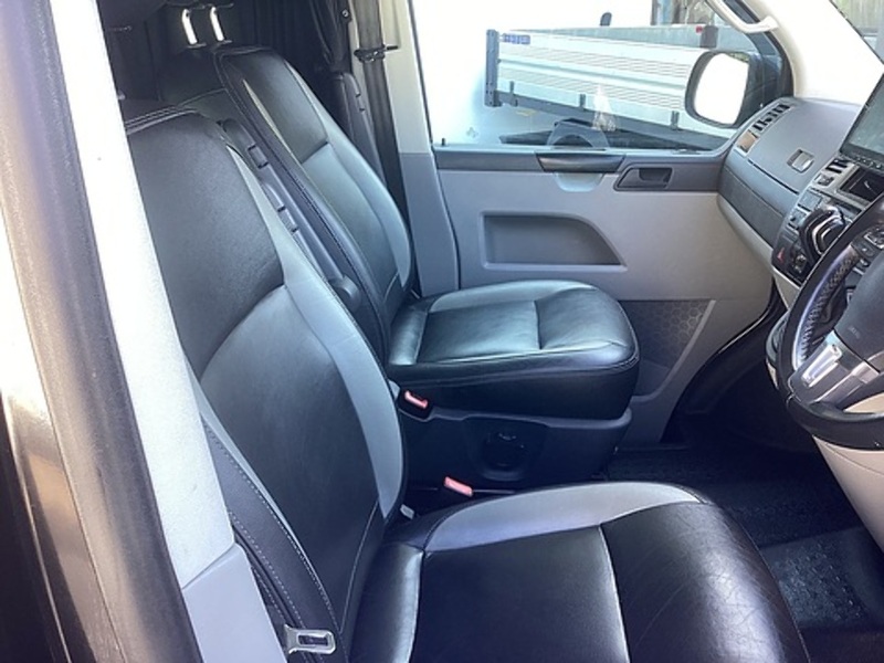 Volkswagen BiTDI T32 SWB L/R Combi 4 Motion DSG A/C *NO VAT*