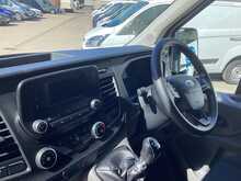 Ford Transit 350 EcoBlue Leader LWB H/R RWD Euro 6 