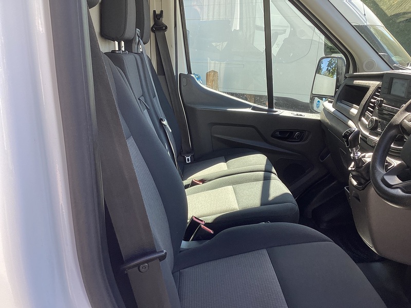 Ford 350 EcoBlue Leader LWB H/R RWD Euro 6