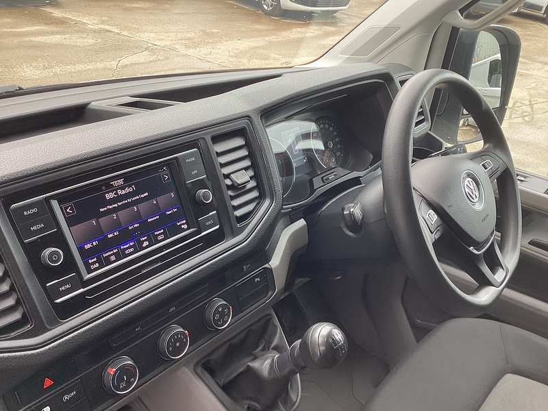 Volkswagen TDI CR35 Trendline LWB H/R A/C Euro 6