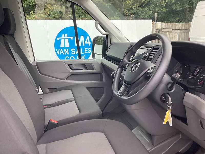 Volkswagen TDI CR35 Trendline LWB H/R A/C Euro 6