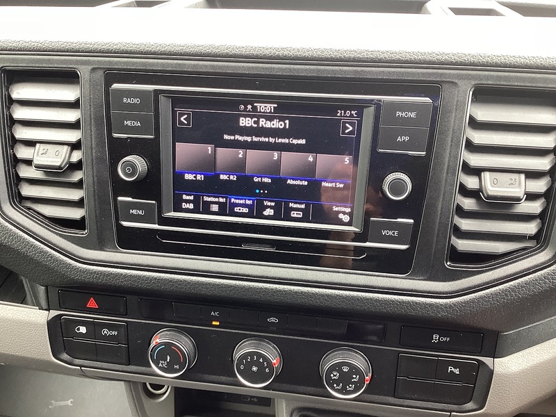 Volkswagen TDI CR35 Trendline LWB H/R A/C Euro 6