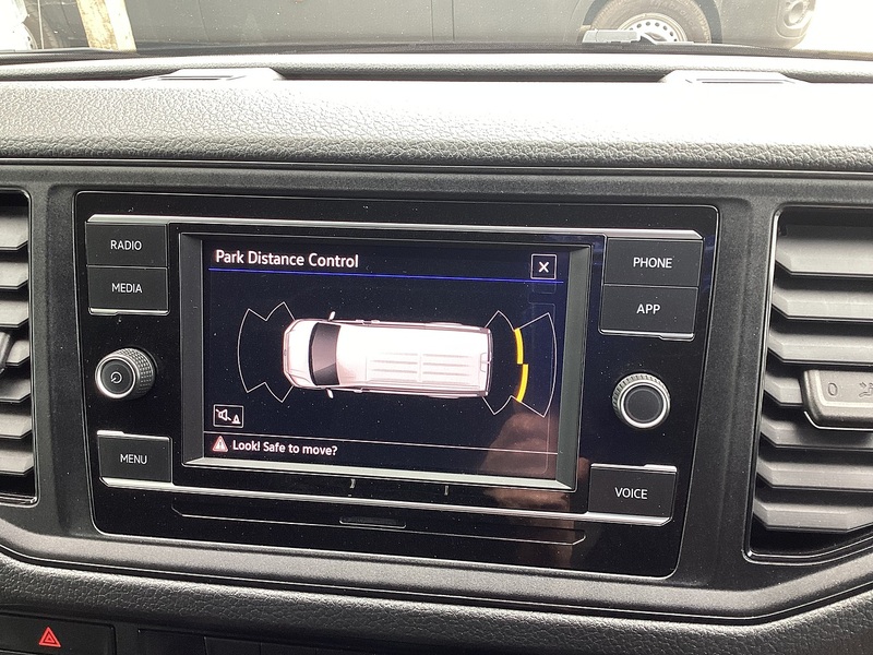 Volkswagen TDI CR35 Trendline LWB H/R A/C Euro 6