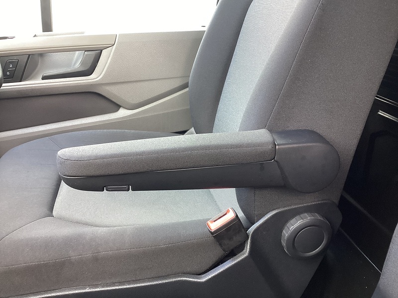 Volkswagen TDI CR35 Trendline LWB H/R A/C Euro 6 