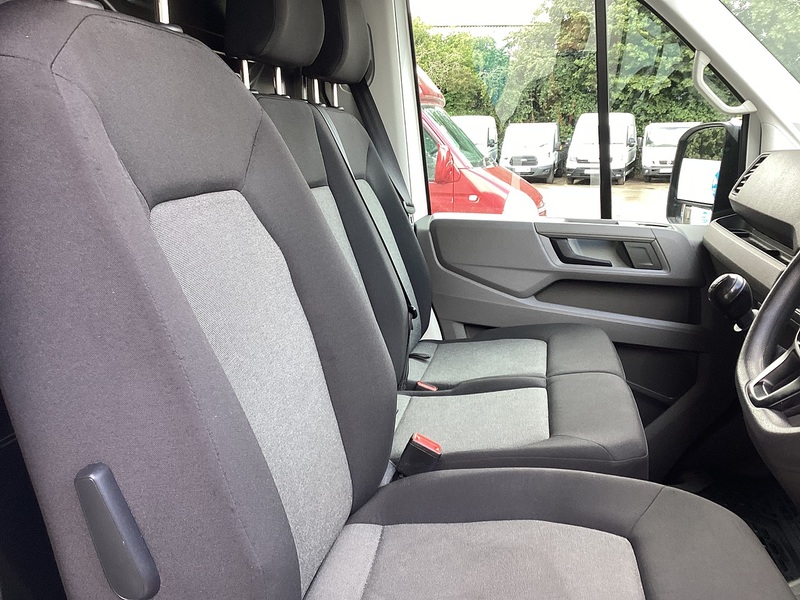 Volkswagen TDI CR35 Trendline LWB H/R A/C Euro 6 