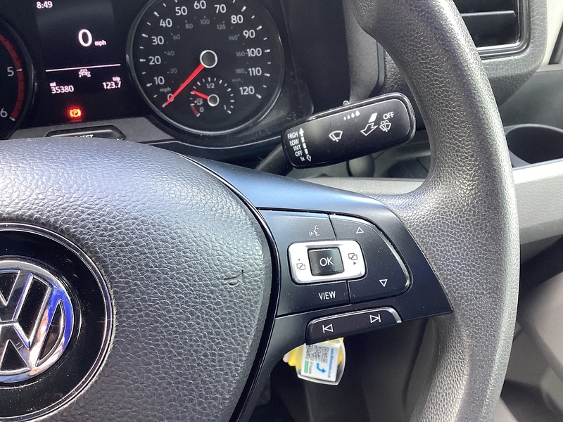 Volkswagen TDI CR35 Trendline LWB H/R A/C Euro 6 