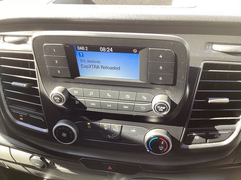 Ford 350 EcoBlue Leader LWB M/R Euro 6