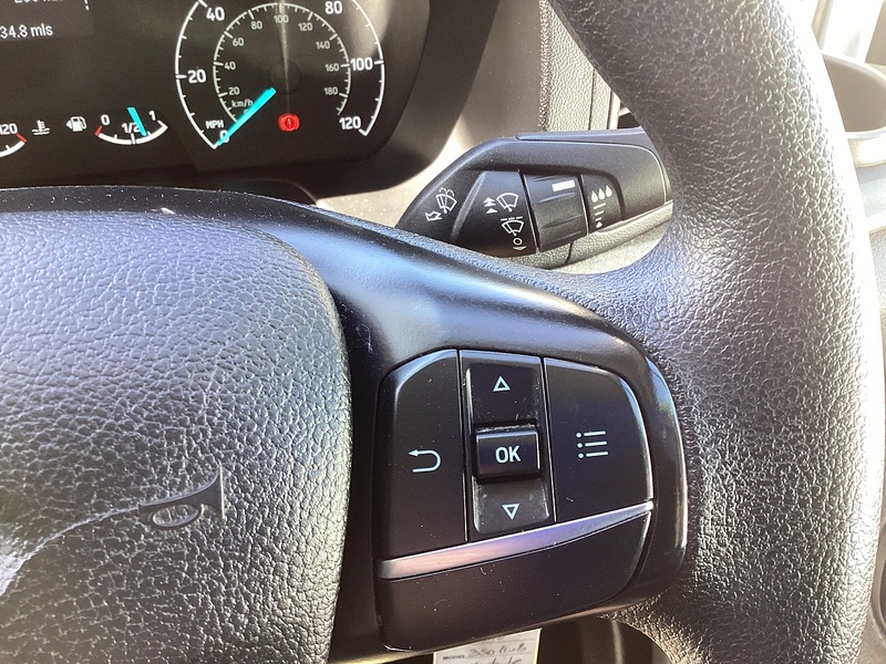 Ford 350 EcoBlue Leader LWB M/R Euro 6