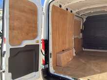 Ford Transit 350 EcoBlue Leader LWB M/R Euro 6 