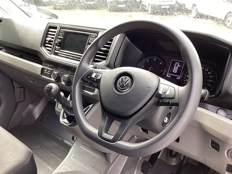 Volkswagen TDI CR35 Trendline LWB H/R A/C Euro 6