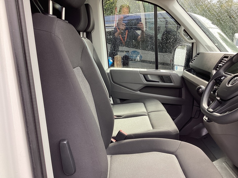 Volkswagen TDI CR35 Trendline LWB H/R A/C Euro 6