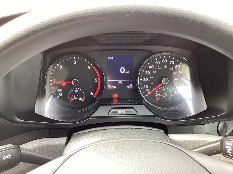 Volkswagen TDI CR35 Trendline LWB H/R A/C Euro 6