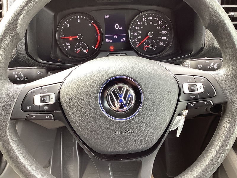 Volkswagen TDI CR35 Trendline LWB H/R A/C Euro 6