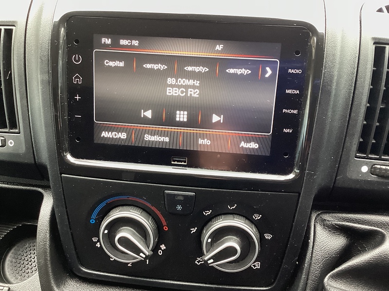 Citroen BlueHDi 35 Enterprise Edition LWB H/R A/C Euro 6 