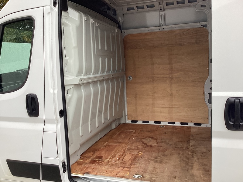 Citroen BlueHDi 35 Enterprise Edition LWB H/R A/C Euro 6 