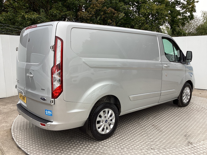 Ford 340 EcoBoost Limited SWB L/R A/C Euro 6