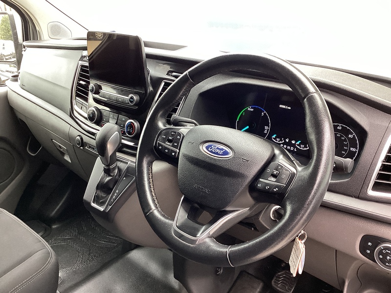 Ford 340 EcoBoost Limited SWB L/R A/C Euro 6