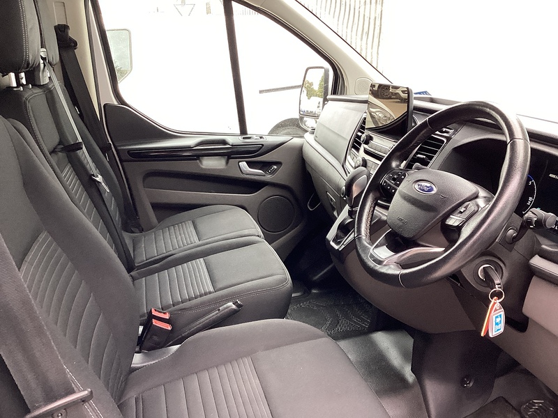 Ford 340 EcoBoost Limited SWB L/R A/C Euro 6