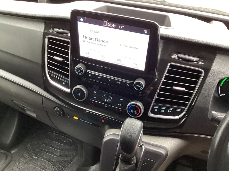 Ford 340 EcoBoost Limited SWB L/R A/C Euro 6