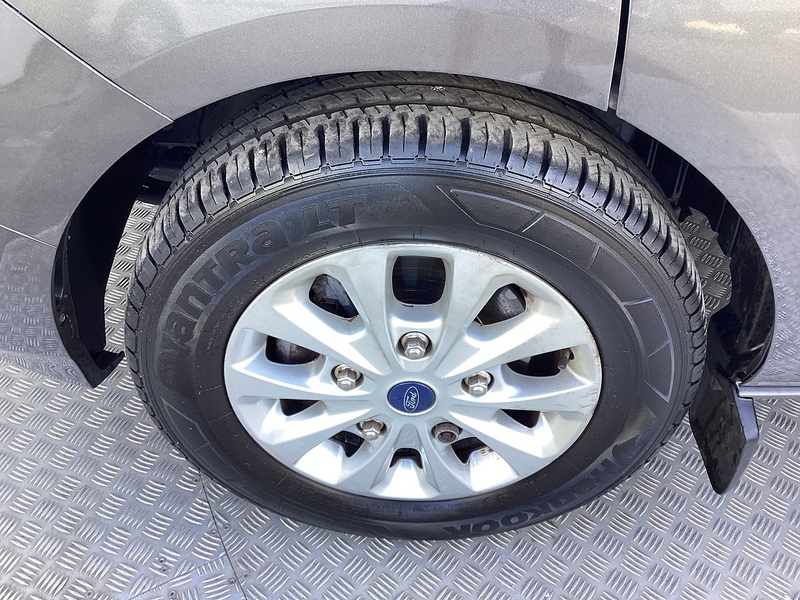 Ford 340 EcoBoost Limited SWB L/R Phev A/C Euro 6