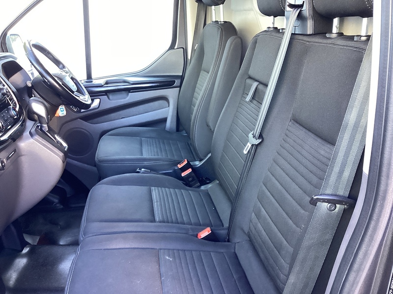 Ford 340 EcoBoost Limited SWB L/R Phev A/C Euro 6