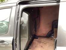 Ford Transit Courier TDCi Trend SWB A/C Euro 6 