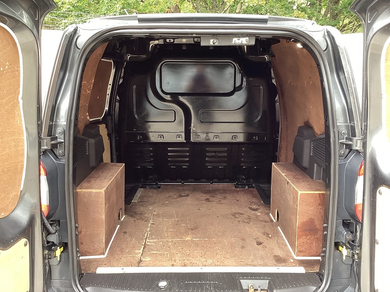 Ford TDCi Trend SWB A/C Euro 6