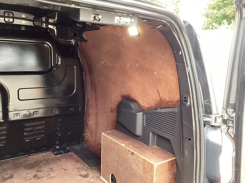 Ford TDCi Trend SWB A/C Euro 6