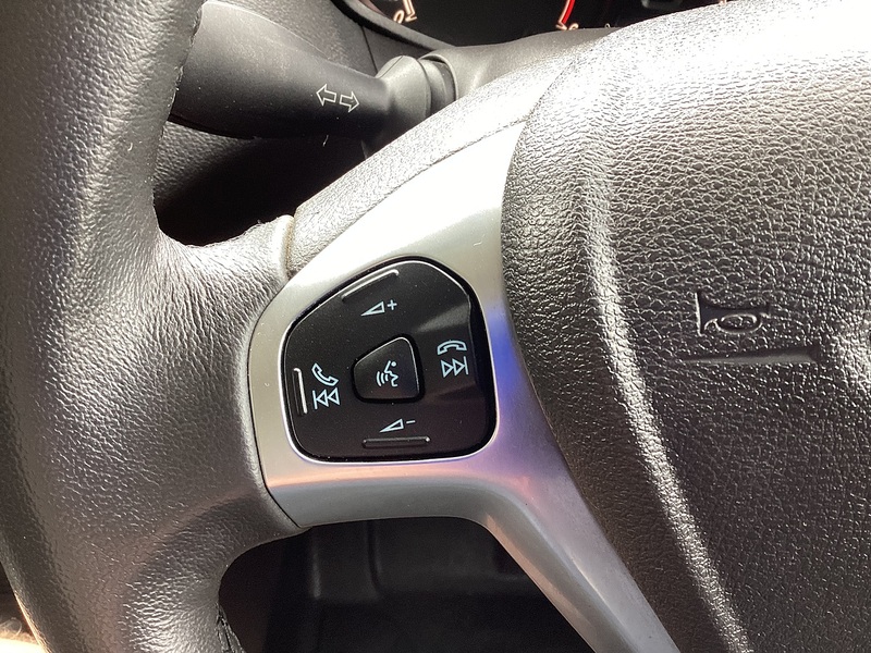 Ford TDCi Trend SWB A/C Euro 6