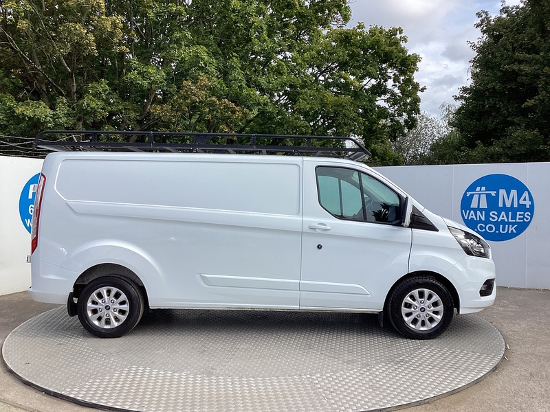 Ford 300 EcoBlue Limited LWB A/C Euro 6