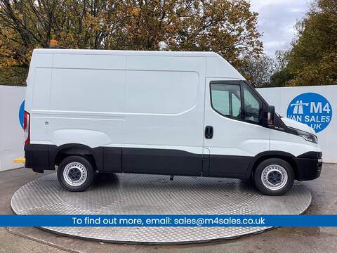 Iveco Daily, TD 12V 35S 3520 MWB H/R A/C **NO VAT**