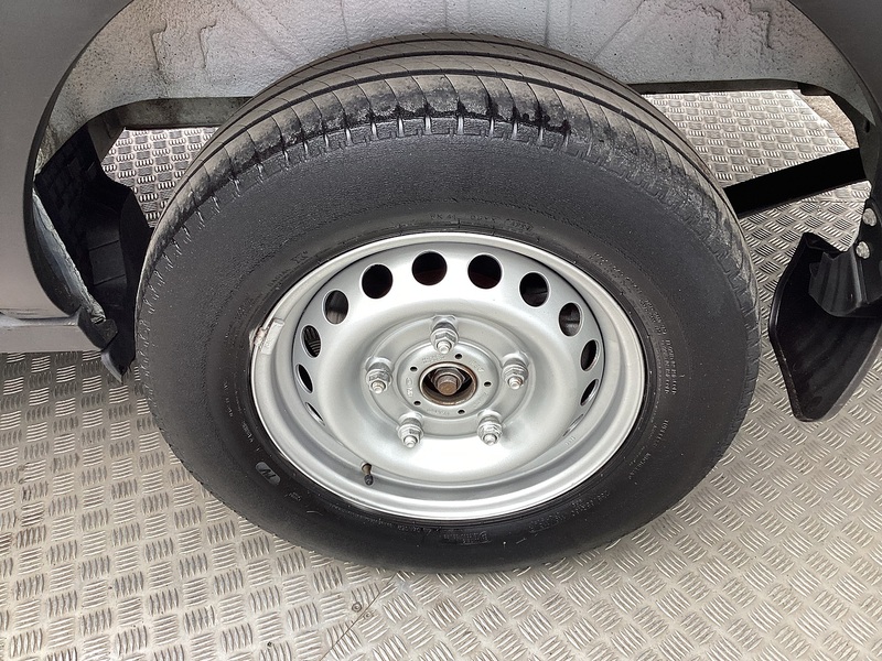 Ford 350 EcoBlue MHEV Leader LWB H/R Euro 6