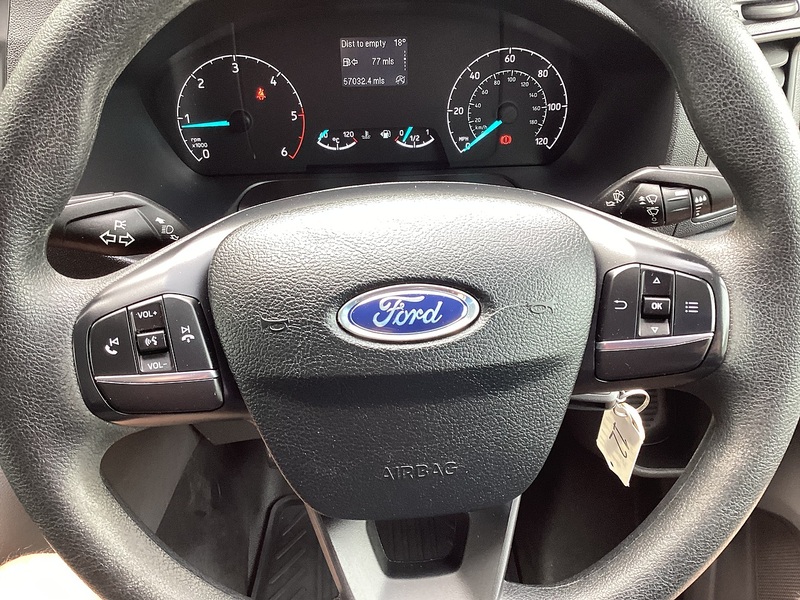 Ford 350 EcoBlue MHEV Leader LWB H/R Euro 6