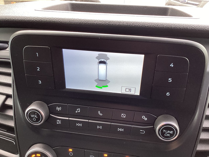 Ford 350 EcoBlue MHEV Leader LWB H/R Euro 6