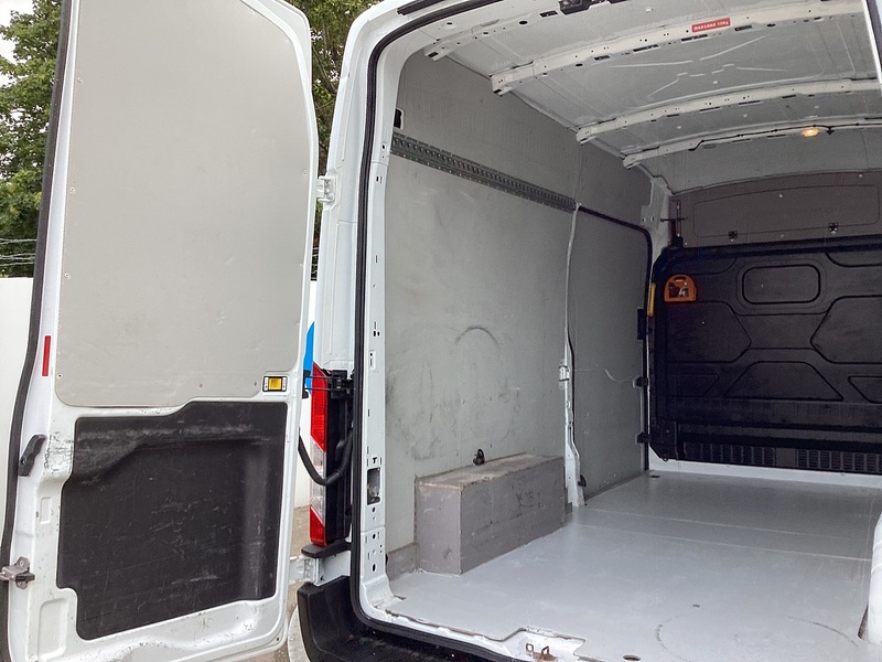 Ford 350 EcoBlue MHEV Leader LWB H/R Euro 6