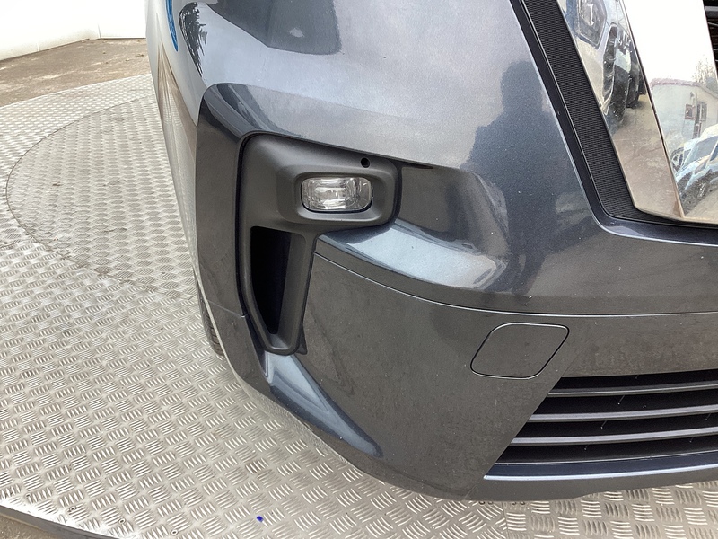 Nissan dCi 28 Acenta SWB L/R A/C Euro 6